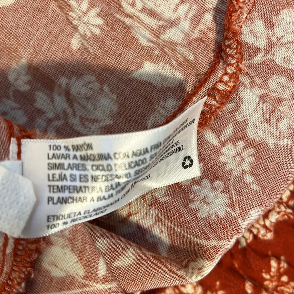 Medium Floral Wrap Dress in burnt orange by Mossimo - Picture 8 of 9